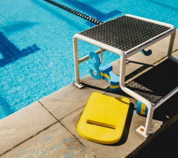Pool maintenance in dubai pool cleaning service